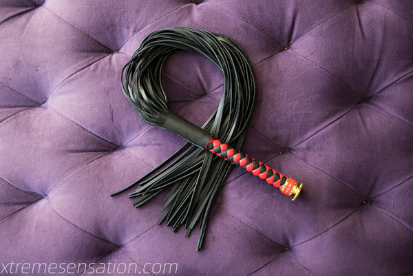 Throne Artisan Flogger
